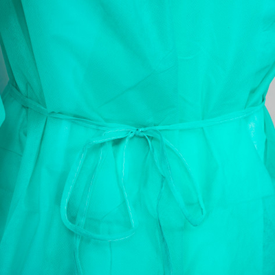 Не сплетенная устранимая изоляция одевает Breathable корпии свободное от для больницы